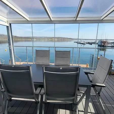 Seehaus Pippa Mit Sauna And Whirlpool Direkt Am موشلن