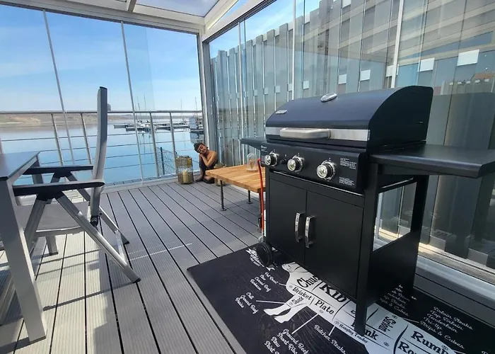 Seehaus Pippa Mit Sauna And Whirlpool Direkt Am