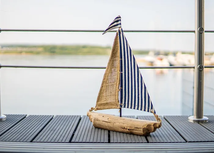Seehaus Pippa Mit Sauna And Whirlpool Direkt Am Nyaraló Mücheln